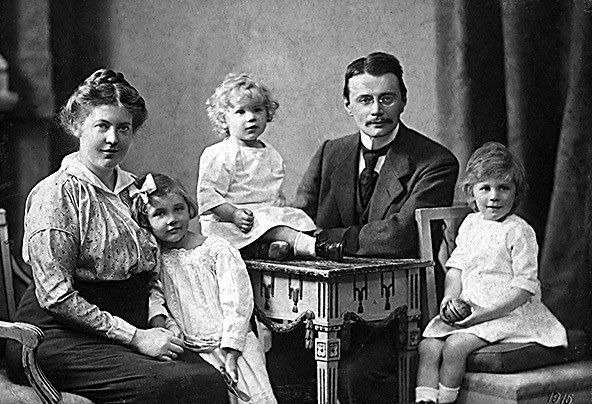 Eberhard and Emmy Arnold's family