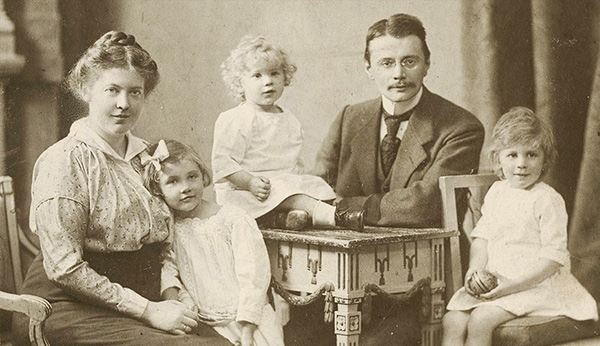 Eberhard and Emmy Arnold and three of their children