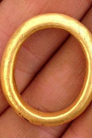 A gold ring.