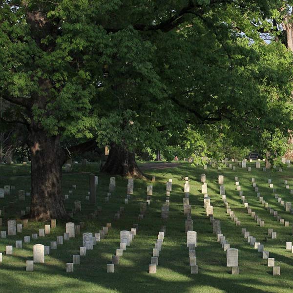 grave stones at Shiloh National Military Park