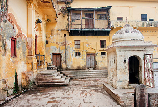 old courtyard in India