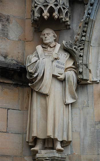 stone statue of Martin Luther