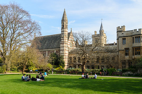 Students relaxing in the Garden Quadrangle, Balliol College, University of Oxford