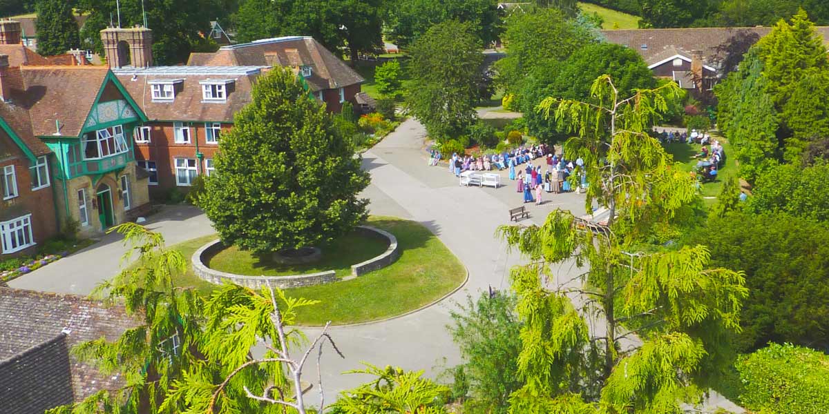 Der Bruderhof im Licht der radikalen Reformation Ein Vortrag von Chris Zimmerman