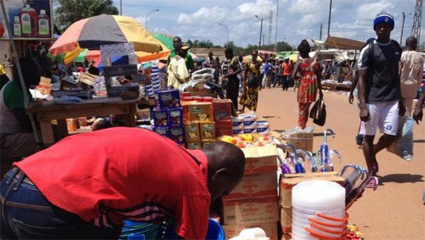 Marche km5 de Bangui dans le quartier musulman