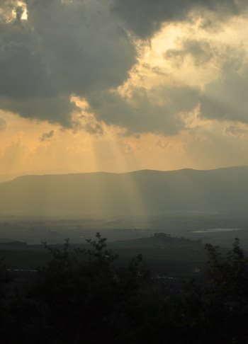 Sunset shafts of light through the dark clouds. Image credit Matt Mickelson