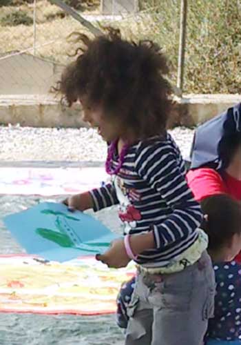 photo of refugee children