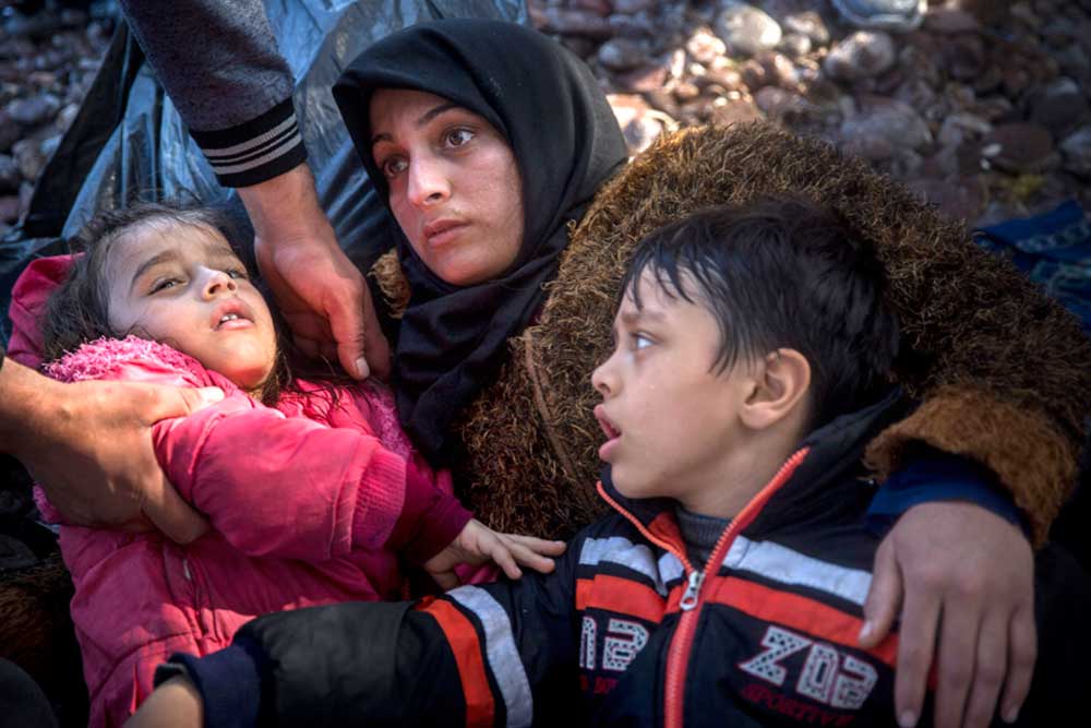 photo of refugee family
