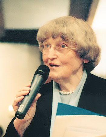 Traudl Wallbrecher speaking at an event