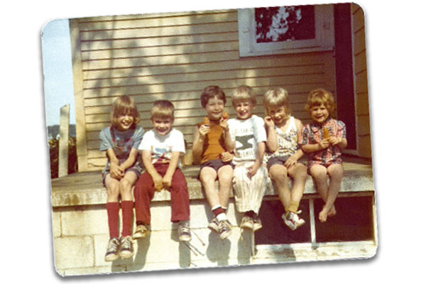 With our cousins – Tricia is on the far right; I’m third from the right