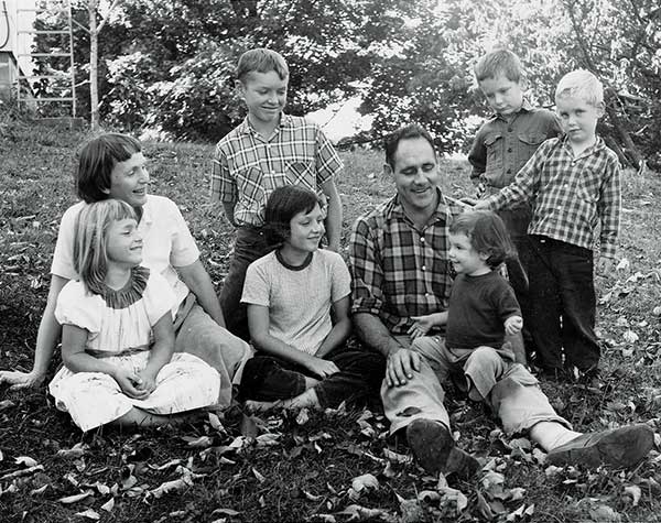 Bud and Doris with their children