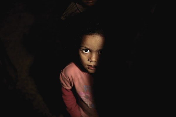 A child at a shelter for displaced persons in Ibb, Yemen, August 2018