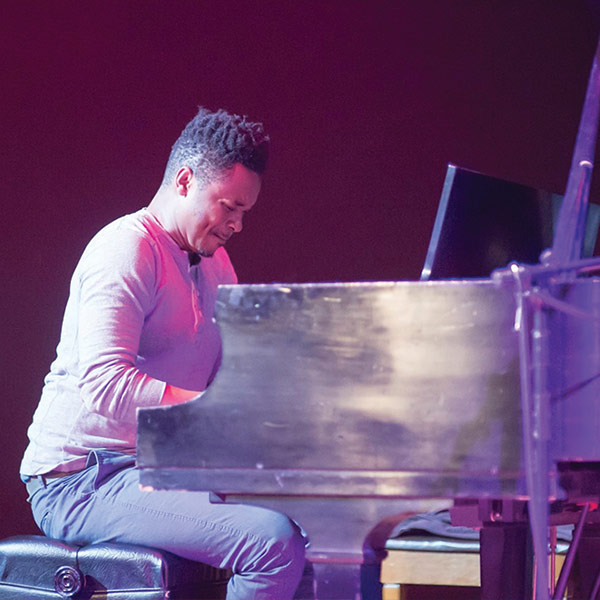 piano player playing in a Philadelphia club
