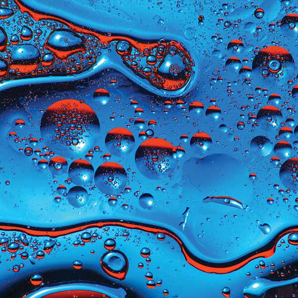 blue and red oil on water