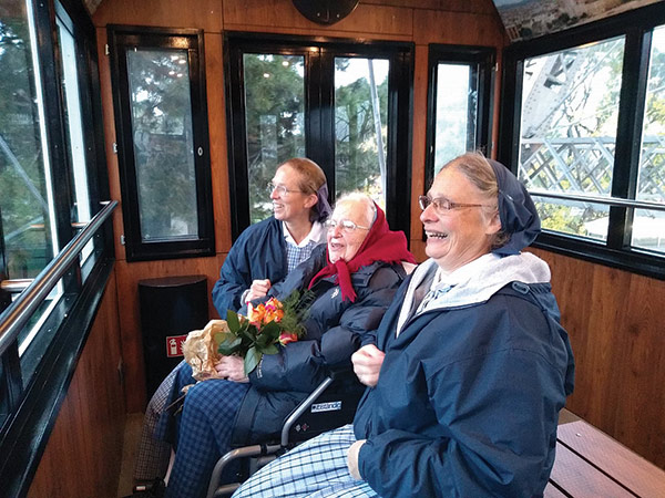 Lotte and her daughters ride the Riesenrad in Vienna, Austria