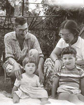 una familia del Bruderhof, 1960