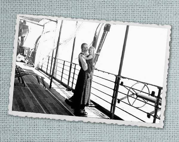 Edith and her child on the Atlantic crossing on the Andalucia Star, 1940