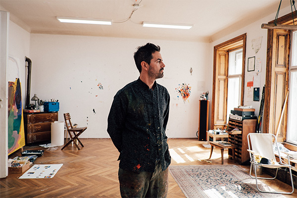 Daniel Domig in his studio