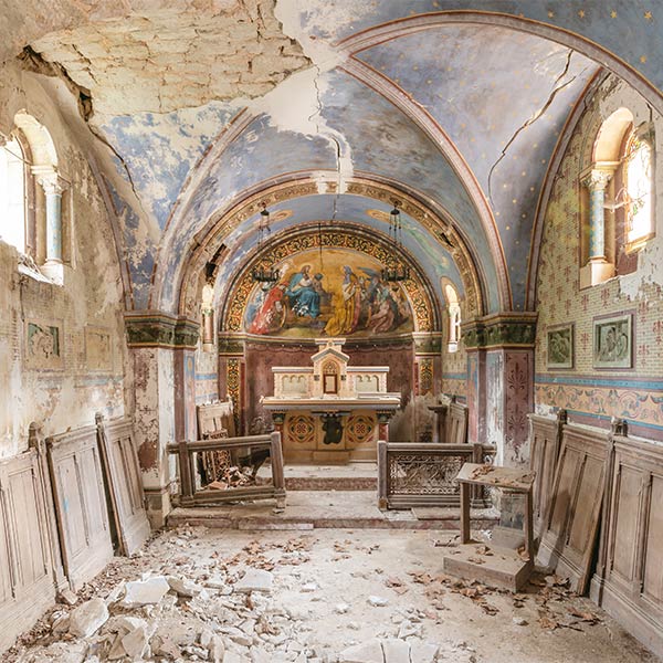 Abandoned chapel